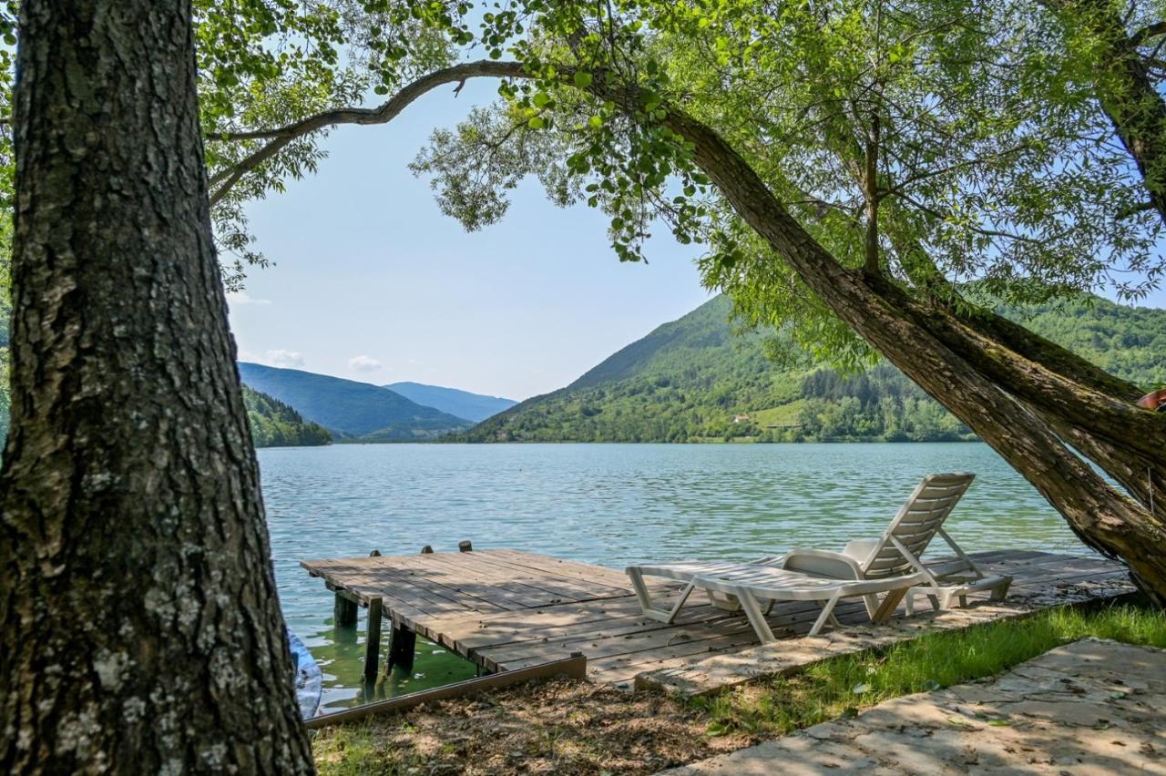 Forest Dream Lake House Яйце Экстерьер фото
