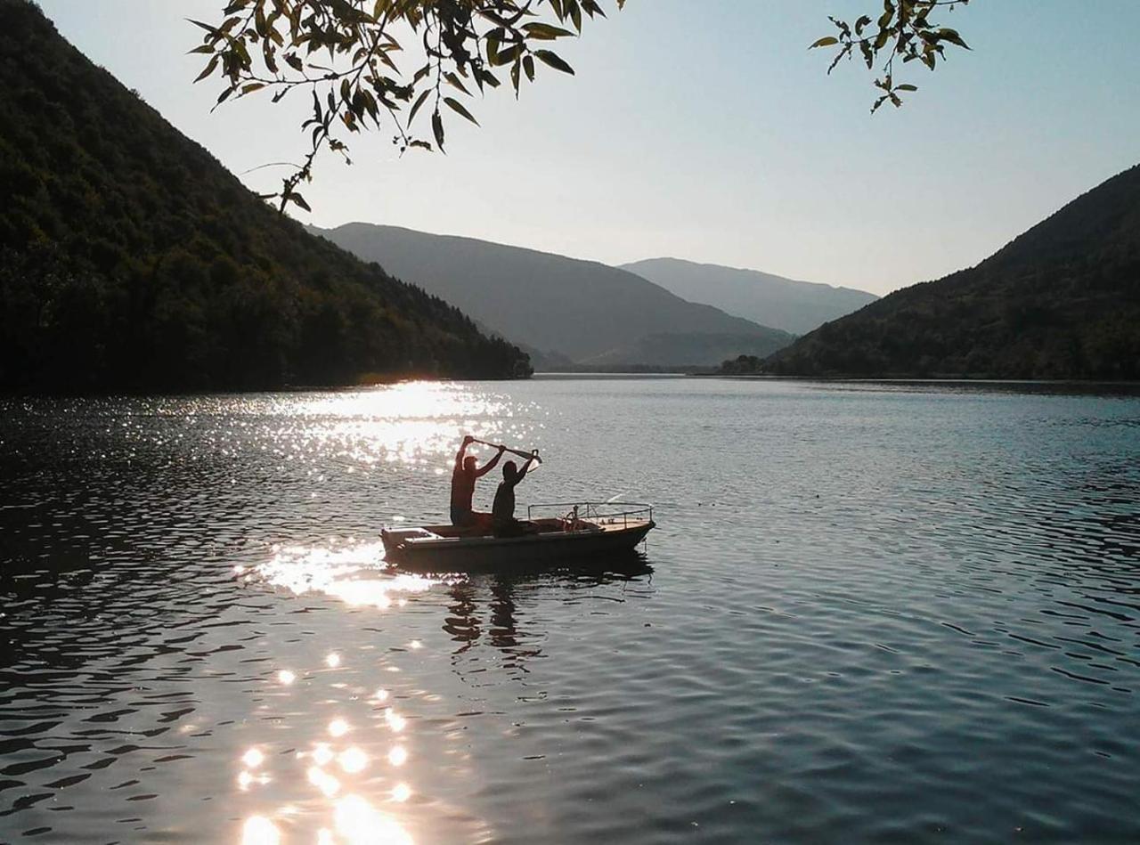 Forest Dream Lake House Яйце Экстерьер фото